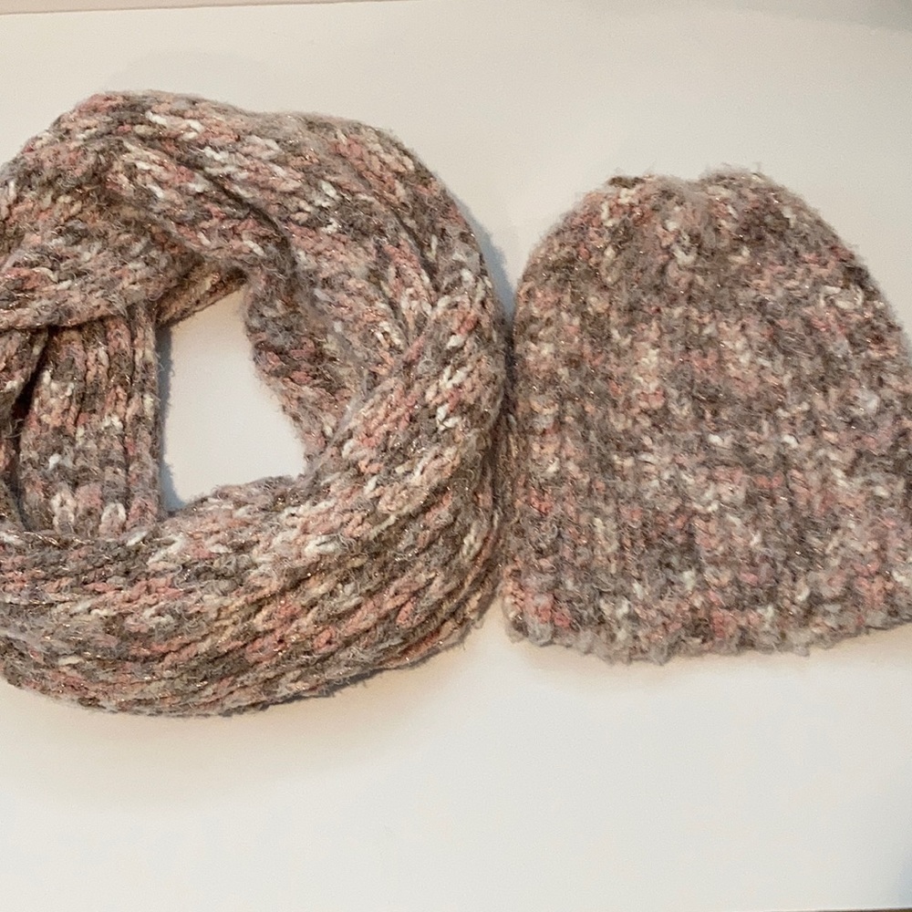 Sonoma blush pink tan white scarf and hat set